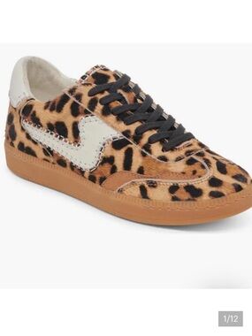 Dolce Vita Womens Sz 8
Leopard Notice Stitch Sneakers
Calf Hair Brown Shoes